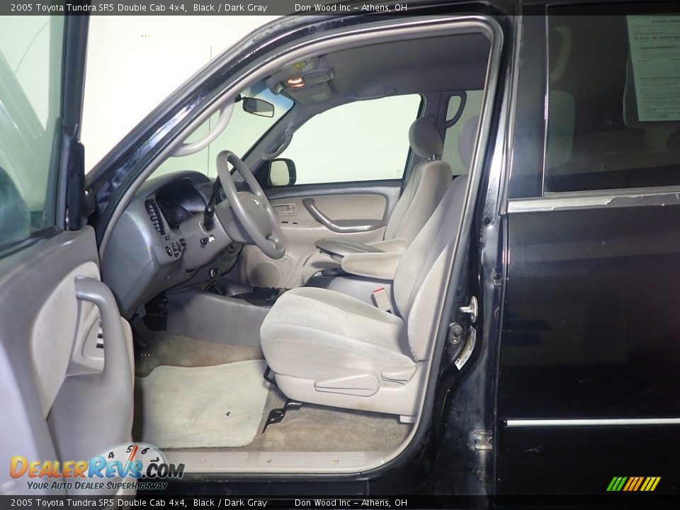 2005 Toyota Tundra SR5 Double Cab 4x4 Black / Dark Gray Photo #20