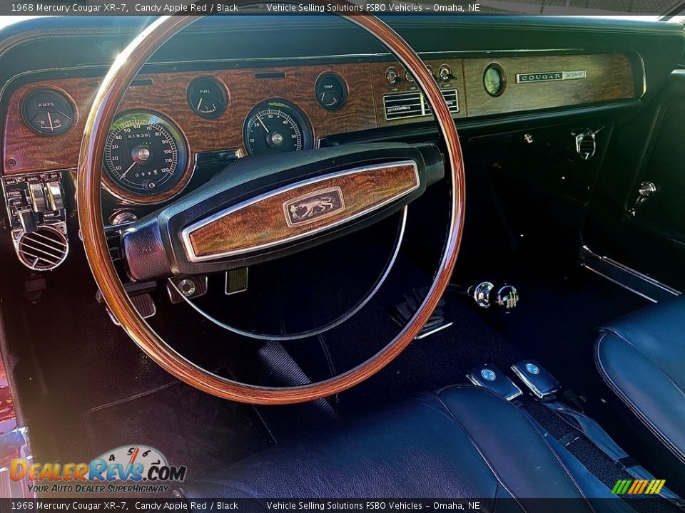 Dashboard of 1968 Mercury Cougar XR-7 Photo #17