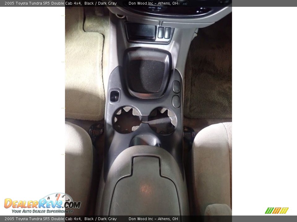 2005 Toyota Tundra SR5 Double Cab 4x4 Black / Dark Gray Photo #28
