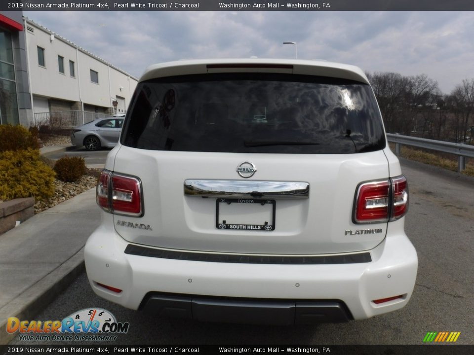 2019 Nissan Armada Platinum 4x4 Pearl White Tricoat / Charcoal Photo #14