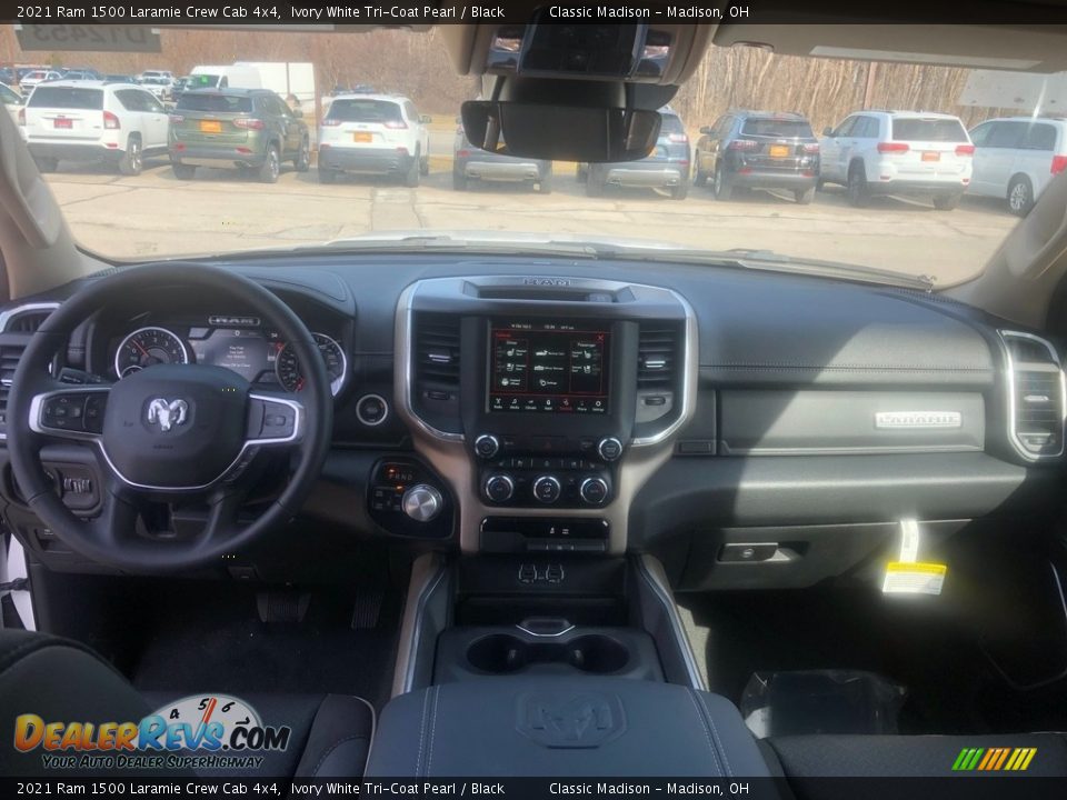 2021 Ram 1500 Laramie Crew Cab 4x4 Ivory White Tri-Coat Pearl / Black Photo #4
