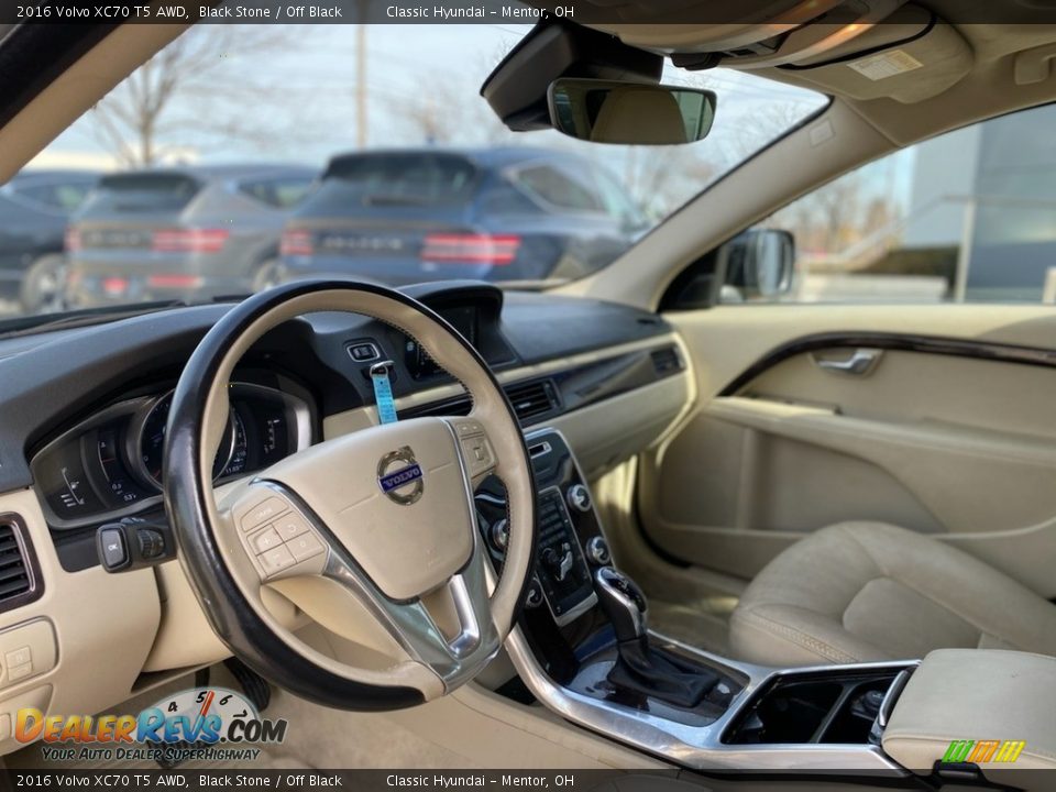 2016 Volvo XC70 T5 AWD Black Stone / Off Black Photo #3