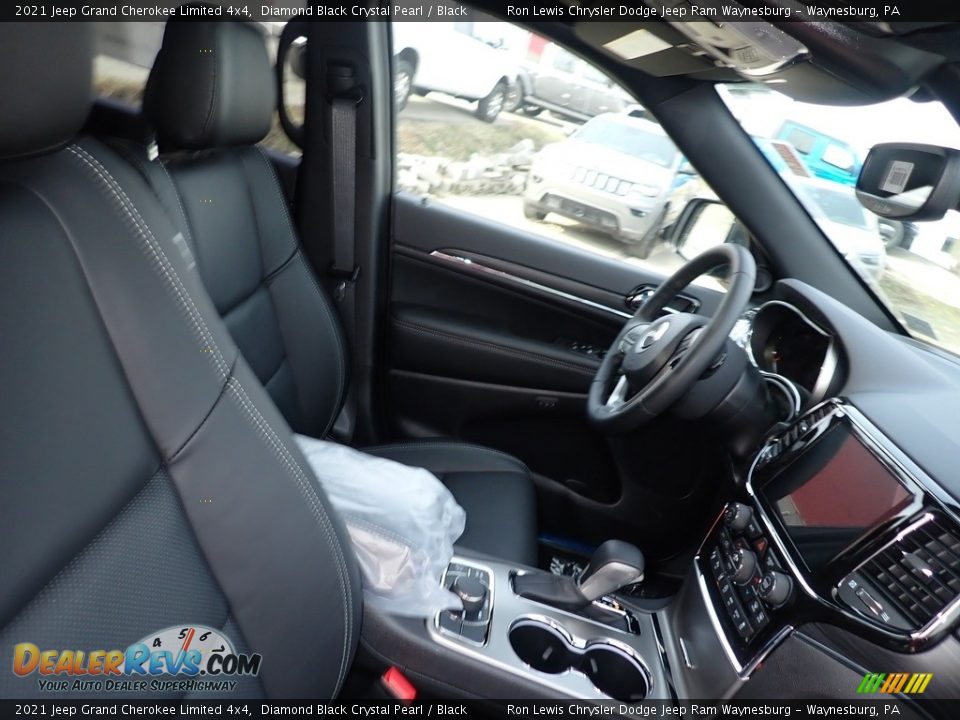 2021 Jeep Grand Cherokee Limited 4x4 Diamond Black Crystal Pearl / Black Photo #11