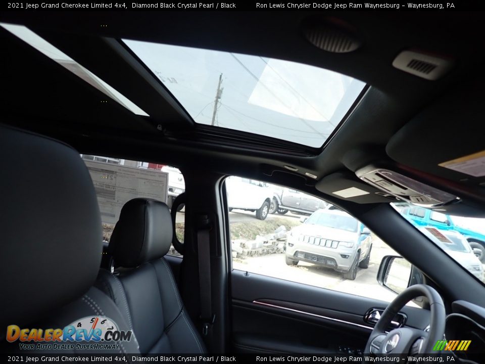 2021 Jeep Grand Cherokee Limited 4x4 Diamond Black Crystal Pearl / Black Photo #13