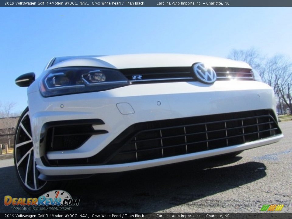 2019 Volkswagen Golf R 4Motion W/DCC. NAV. Oryx White Pearl / Titan Black Photo #2