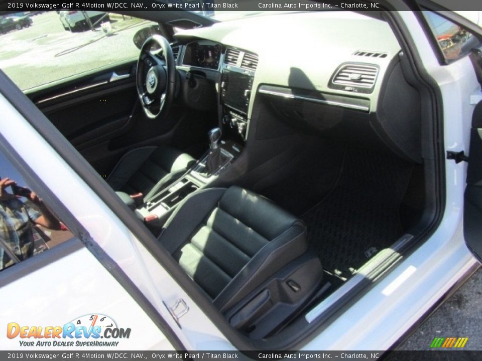 2019 Volkswagen Golf R 4Motion W/DCC. NAV. Oryx White Pearl / Titan Black Photo #21
