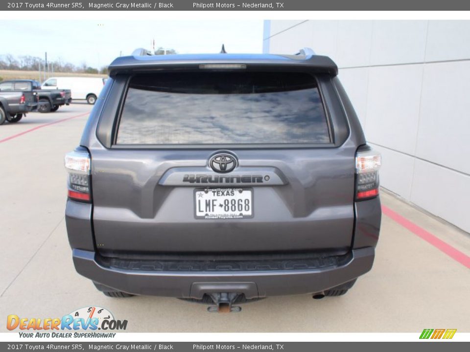 2017 Toyota 4Runner SR5 Magnetic Gray Metallic / Black Photo #7