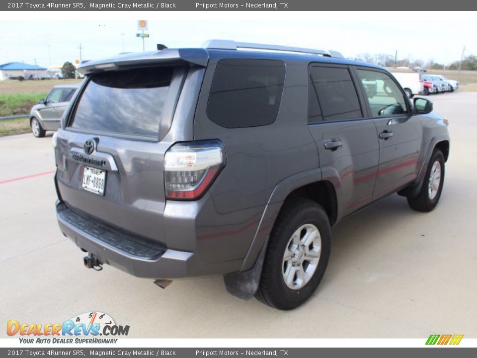 2017 Toyota 4Runner SR5 Magnetic Gray Metallic / Black Photo #8