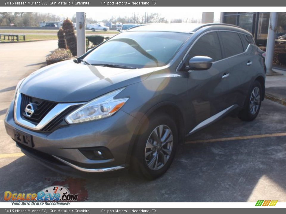 Front 3/4 View of 2016 Nissan Murano SV Photo #4