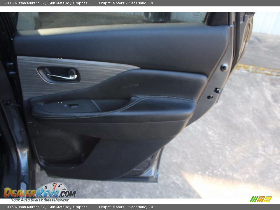 Door Panel of 2016 Nissan Murano SV Photo #23