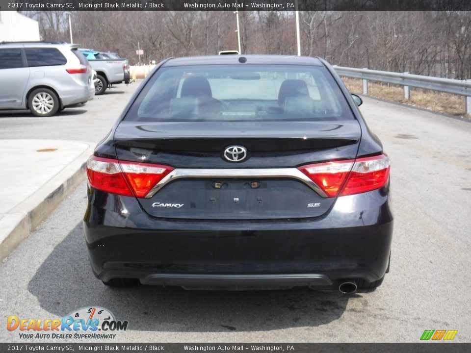 2017 Toyota Camry SE Midnight Black Metallic / Black Photo #13