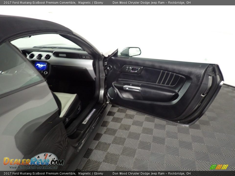 2017 Ford Mustang EcoBoost Premium Convertible Magnetic / Ebony Photo #28