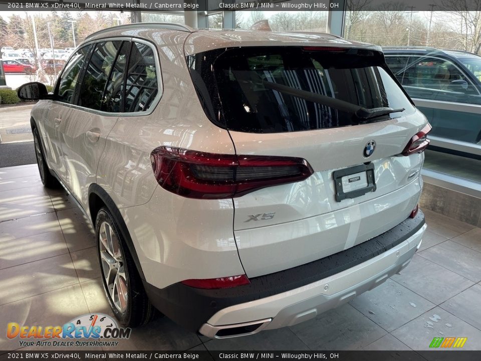 2021 BMW X5 xDrive40i Mineral White Metallic / Canberra Beige Photo #2