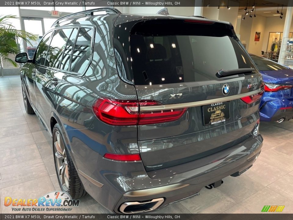 2021 BMW X7 M50i Dravit Grey Metallic / Tartufo Photo #2