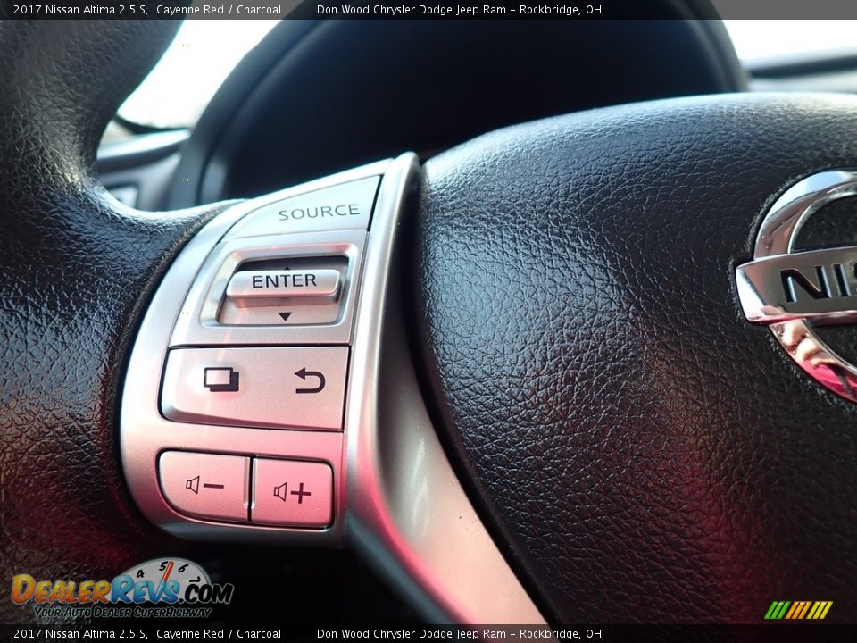 2017 Nissan Altima 2.5 S Cayenne Red / Charcoal Photo #24