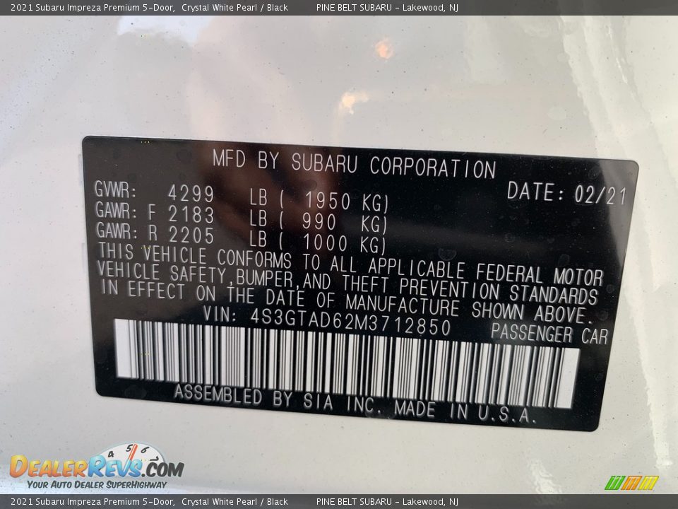 2021 Subaru Impreza Premium 5-Door Crystal White Pearl / Black Photo #14
