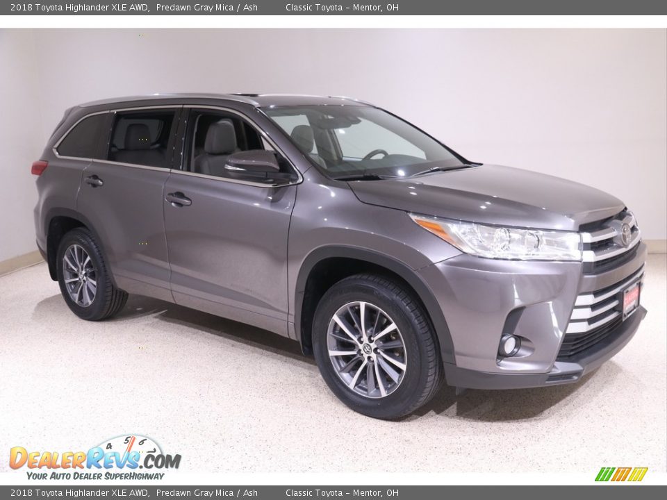 2018 Toyota Highlander XLE AWD Predawn Gray Mica / Ash Photo #1