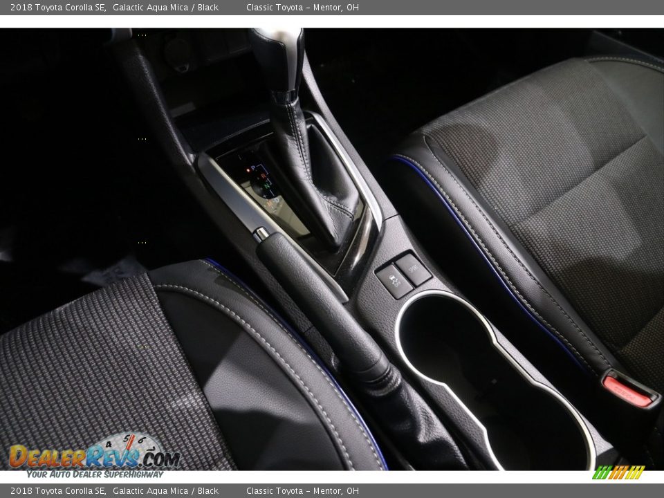 2018 Toyota Corolla SE Galactic Aqua Mica / Black Photo #13