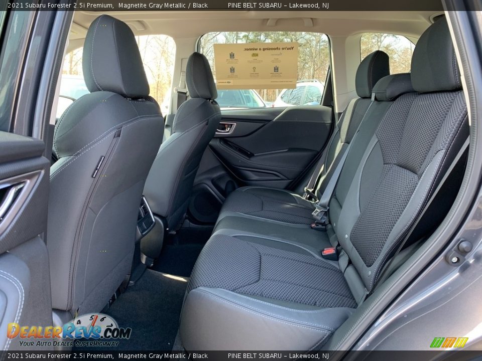2021 Subaru Forester 2.5i Premium Magnetite Gray Metallic / Black Photo #9