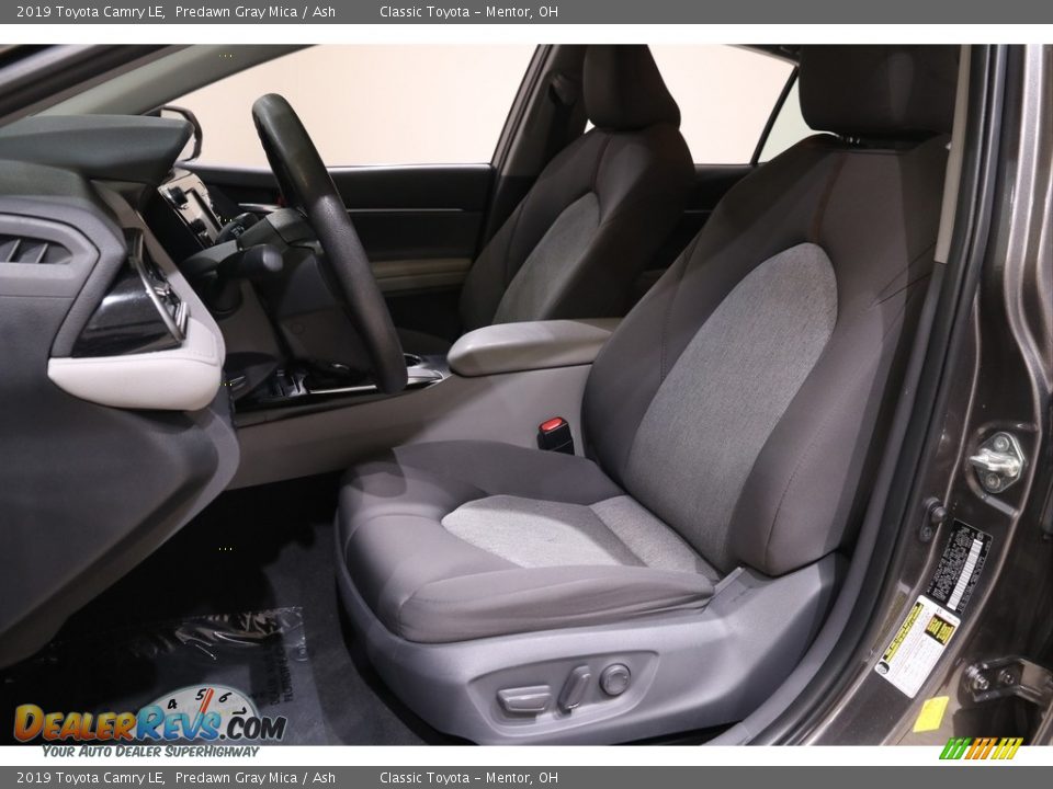 2019 Toyota Camry LE Predawn Gray Mica / Ash Photo #5
