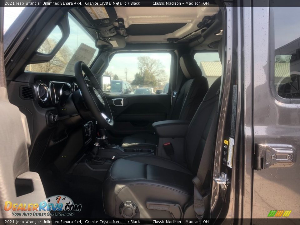 2021 Jeep Wrangler Unlimited Sahara 4x4 Granite Crystal Metallic / Black Photo #2