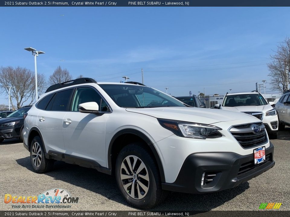 2021 Subaru Outback 2.5i Premium Crystal White Pearl / Gray Photo #1