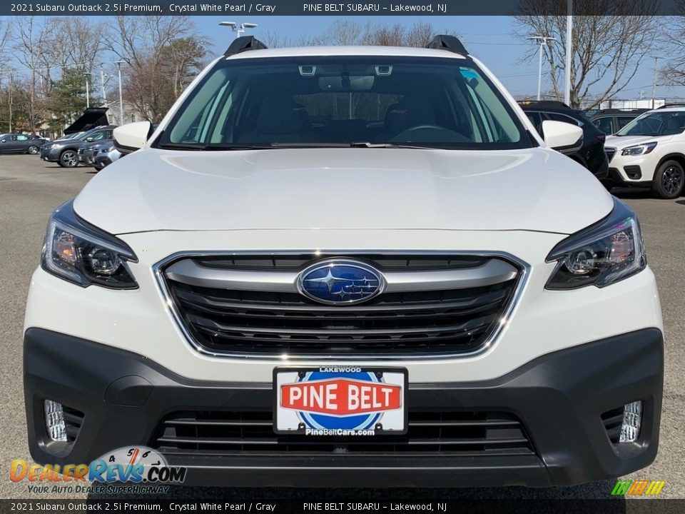 2021 Subaru Outback 2.5i Premium Crystal White Pearl / Gray Photo #3
