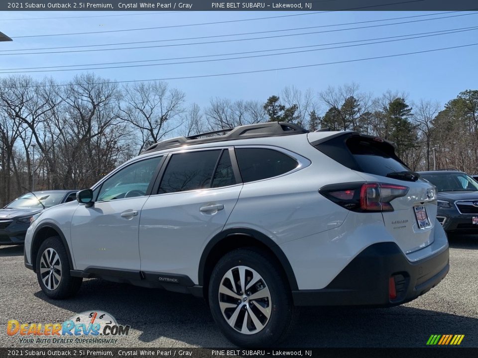 2021 Subaru Outback 2.5i Premium Crystal White Pearl / Gray Photo #6