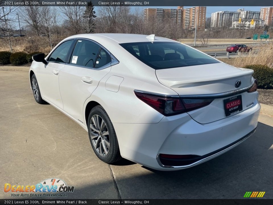 2021 Lexus ES 300h Eminent White Pearl / Black Photo #4