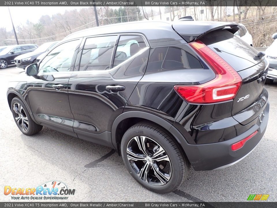 2021 Volvo XC40 T5 Inscription AWD Onyx Black Metallic / Amber/Charcoal Photo #4