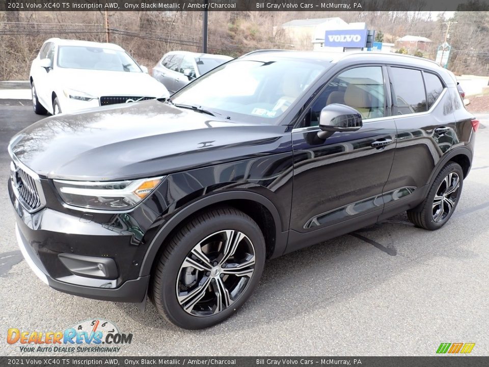 2021 Volvo XC40 T5 Inscription AWD Onyx Black Metallic / Amber/Charcoal Photo #5