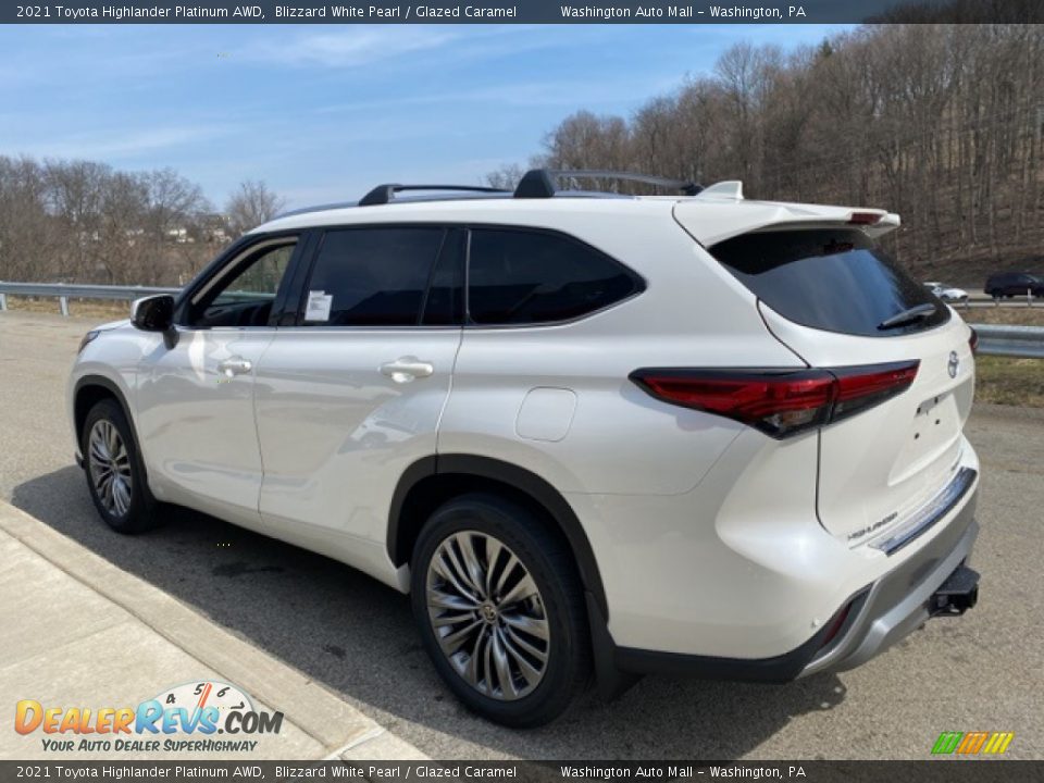 2021 Toyota Highlander Platinum AWD Blizzard White Pearl / Glazed Caramel Photo #2