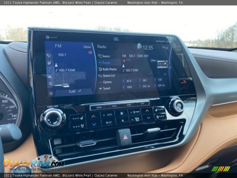 Controls of 2021 Toyota Highlander Platinum AWD Photo #8