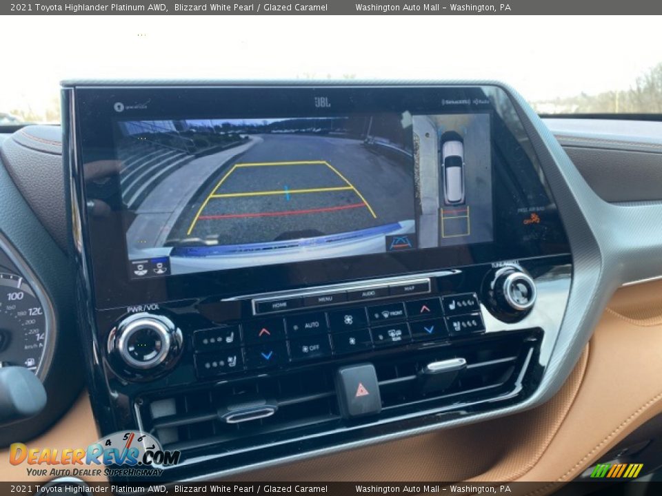 Controls of 2021 Toyota Highlander Platinum AWD Photo #9