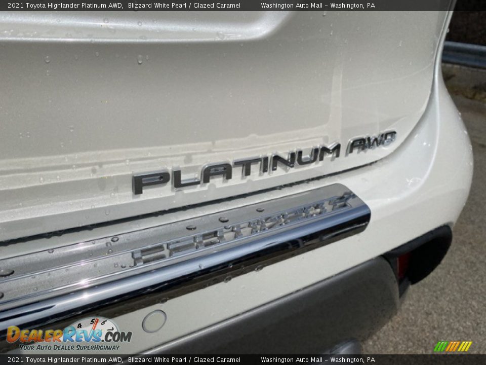 2021 Toyota Highlander Platinum AWD Blizzard White Pearl / Glazed Caramel Photo #27
