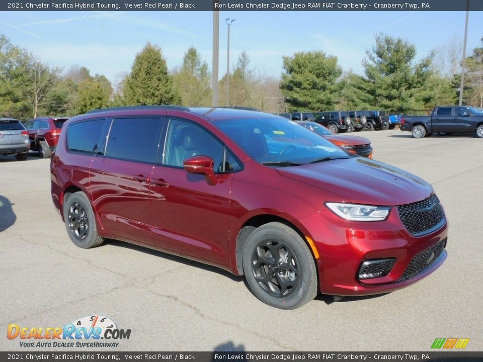 2021 Chrysler Pacifica Hybrid Touring Velvet Red Pearl / Black Photo #3