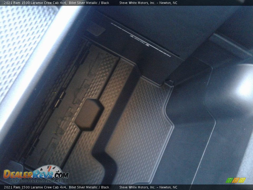 2021 Ram 1500 Laramie Crew Cab 4x4 Billet Silver Metallic / Black Photo #30