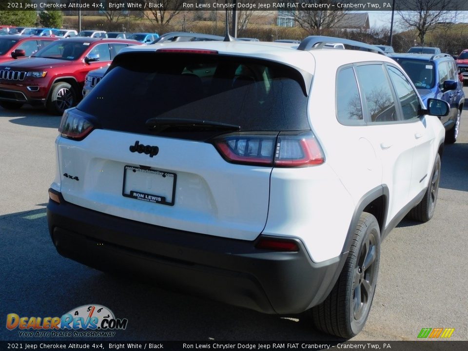 2021 Jeep Cherokee Altitude 4x4 Bright White / Black Photo #5