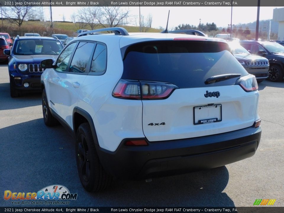 2021 Jeep Cherokee Altitude 4x4 Bright White / Black Photo #8