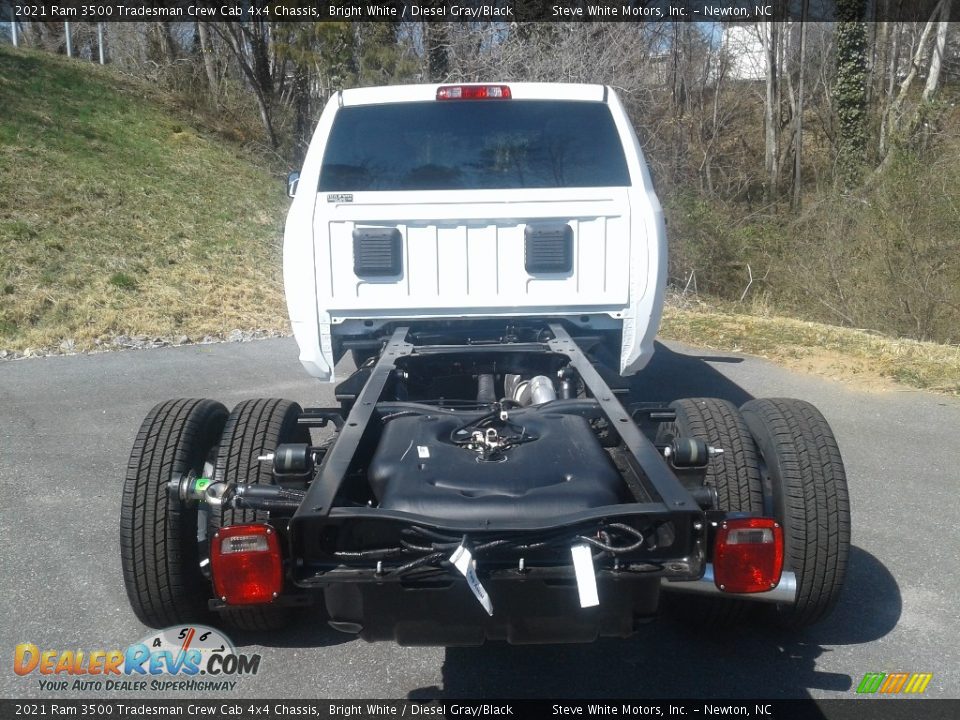 2021 Ram 3500 Tradesman Crew Cab 4x4 Chassis Bright White / Diesel Gray/Black Photo #7