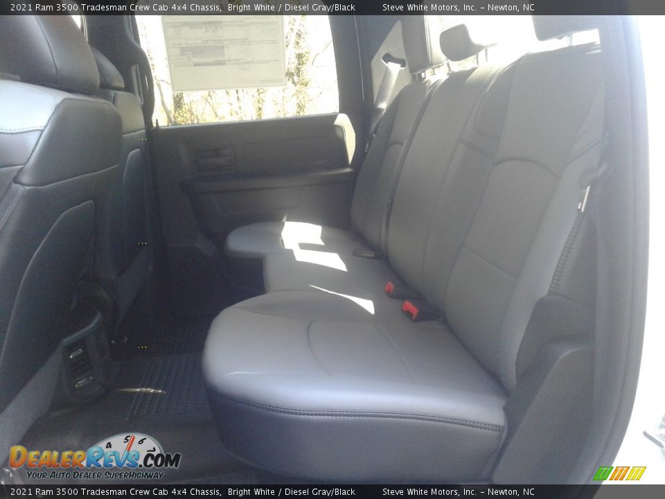 2021 Ram 3500 Tradesman Crew Cab 4x4 Chassis Bright White / Diesel Gray/Black Photo #12
