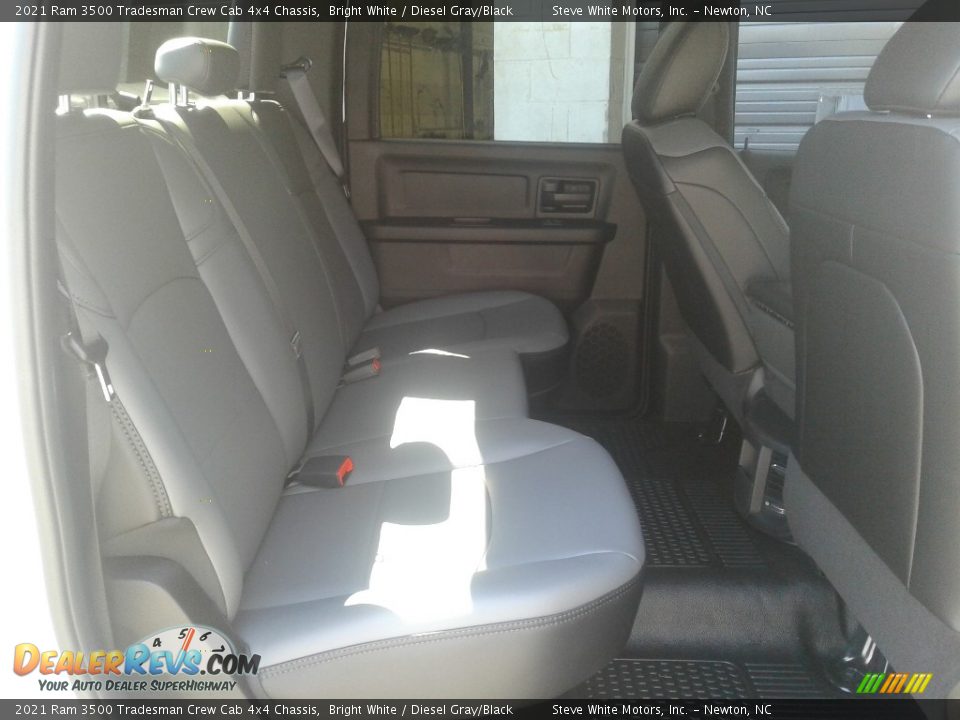 2021 Ram 3500 Tradesman Crew Cab 4x4 Chassis Bright White / Diesel Gray/Black Photo #14
