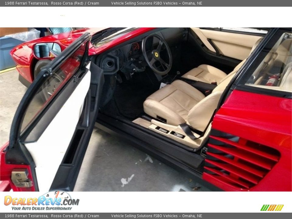 Front Seat of 1988 Ferrari Testarossa  Photo #8