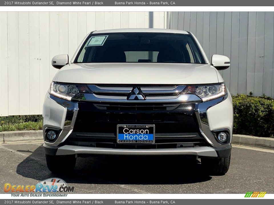 2017 Mitsubishi Outlander SE Diamond White Pearl / Black Photo #1