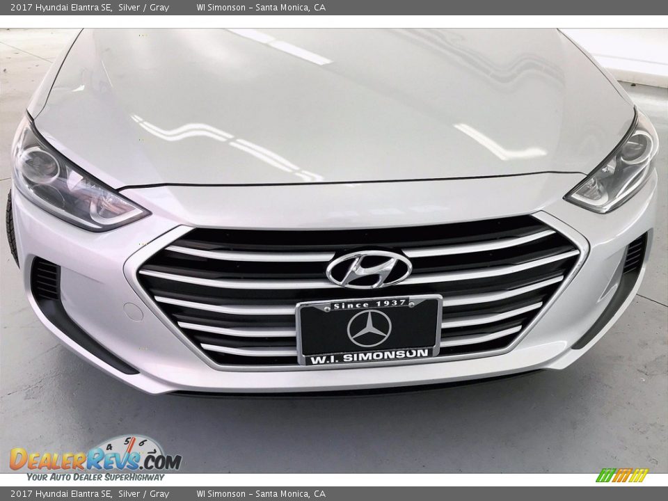 2017 Hyundai Elantra SE Silver / Gray Photo #28