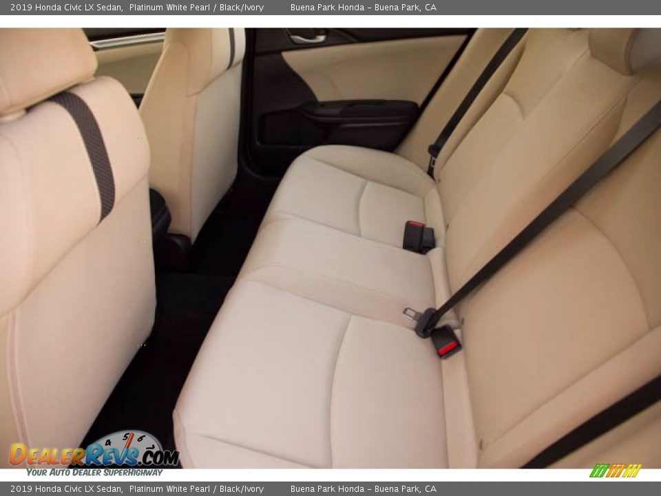 2019 Honda Civic LX Sedan Platinum White Pearl / Black/Ivory Photo #4