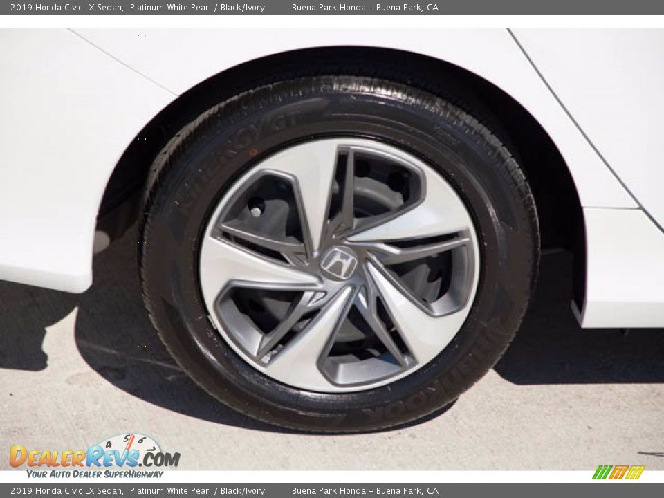2019 Honda Civic LX Sedan Platinum White Pearl / Black/Ivory Photo #35