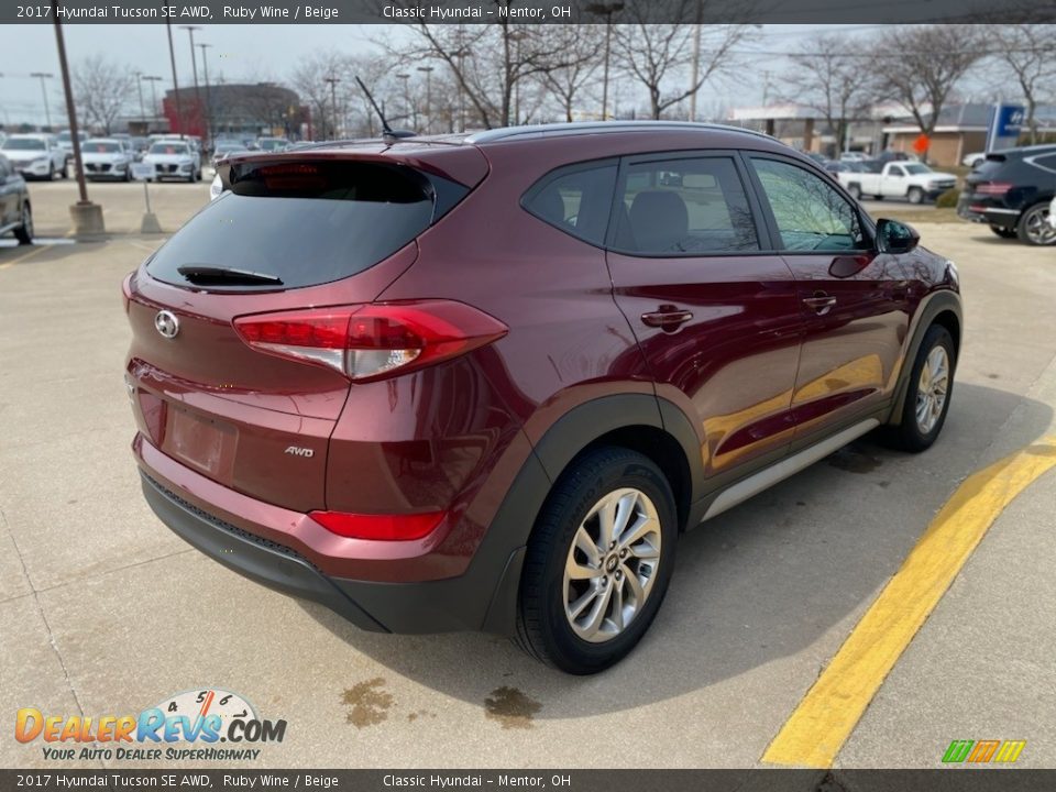 2017 Hyundai Tucson SE AWD Ruby Wine / Beige Photo #2