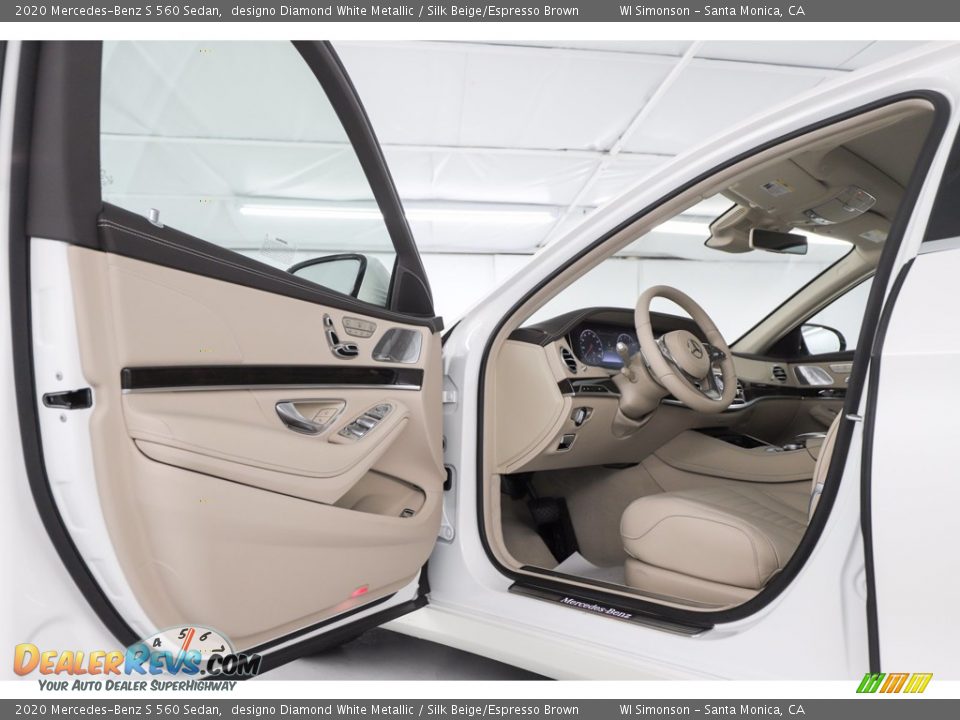 2020 Mercedes-Benz S 560 Sedan designo Diamond White Metallic / Silk Beige/Espresso Brown Photo #9