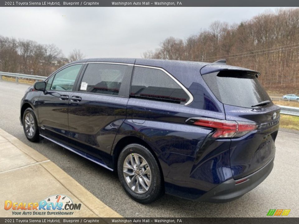 2021 Toyota Sienna LE Hybrid Blueprint / Graphite Photo #2